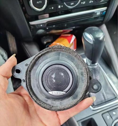 车里音响最佳放置位置是什么?如何提升音质?